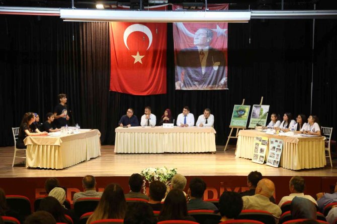 ’Liseli Gençlerden ’Münazara Yarışması’