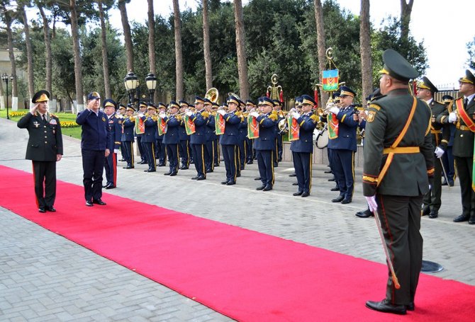 Milli Savunma Bakanı Akar, Azerbaycanlı Mevkidaşı Hasanov İle Görüştü