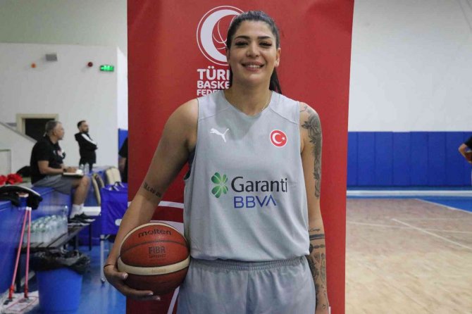 A Milli Kadın Basketbol Takımı, Avrupa Şampiyonası İçin Ter Döküyor