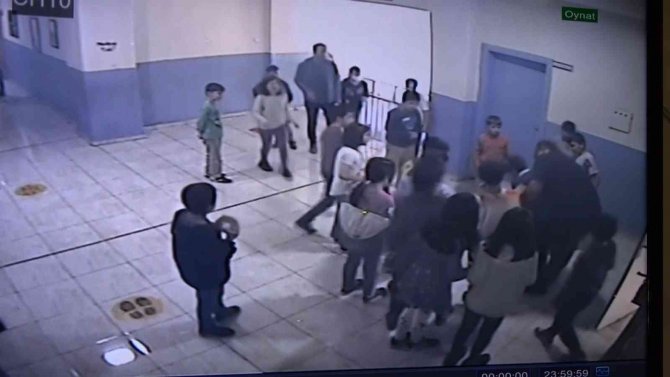 Öğretmenden Hayat Kurtaran Hamle