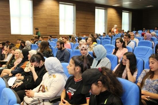 Nevü’de ‘Osmanlı Konuşma Dili-osmanlı Nece Konuşurdu?’ Konulu Konferans Düzenlendi