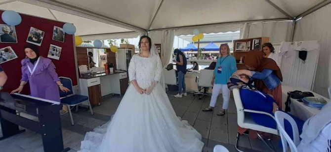 Pendik’te Halk Eğitim Merkezi Kursiyerlerinin El Emeği Ürünleri Sergileniyor