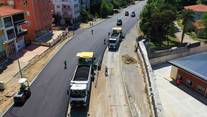 Ambulans Yolu Olarak Kullanılan Sokak Baştan Aşağı Yenilendi