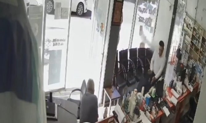 Silahlı Saldırıda Ölümden Kıl Payı Kurtuldular