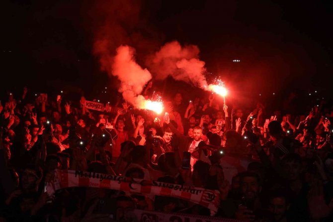 Sivas’ta Kupa Coşkusu Şenliğe Dönüştü