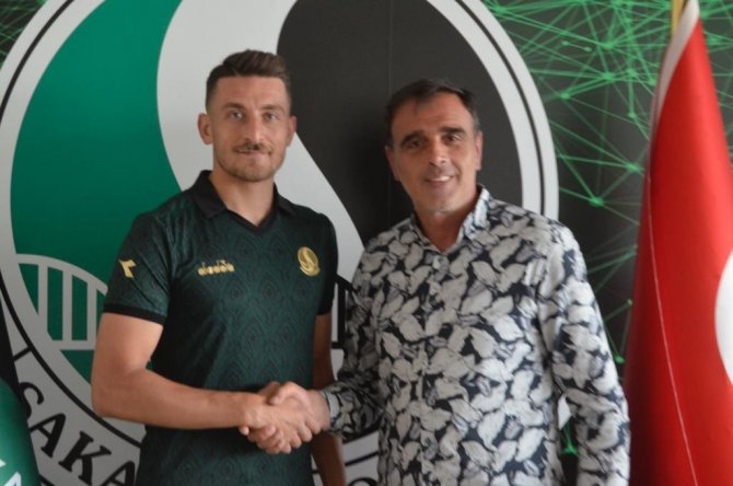 Sakaryaspor Kaleci Cihan Topaloğlu’nu Renklerine Bağladı