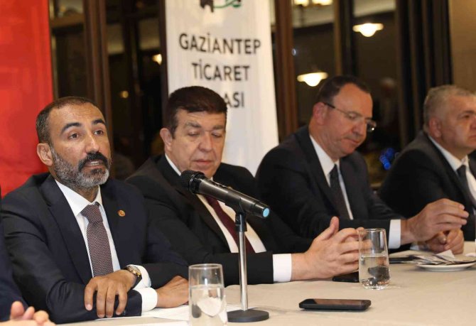 İ̇şadamı Topçuoğlu Deneyimlerini Paylaştı