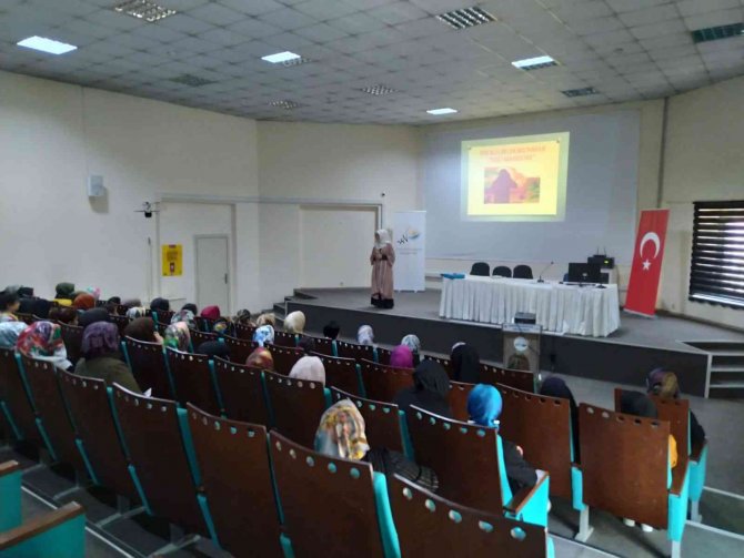 ‘Gönülden Gönüle Dost Sohbetleri’ Sürüyor