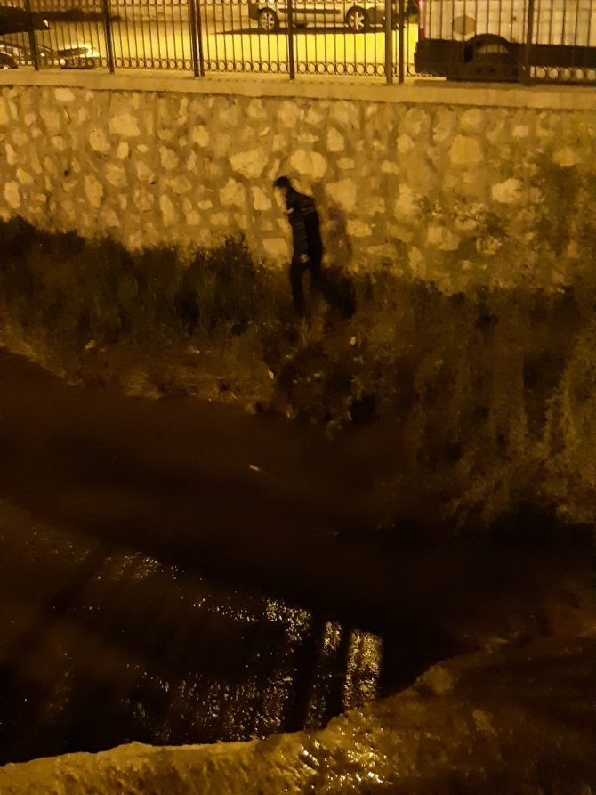 Van’da Kaçak Balık Avlayanlara Yönelik Denetimler Sürüyor