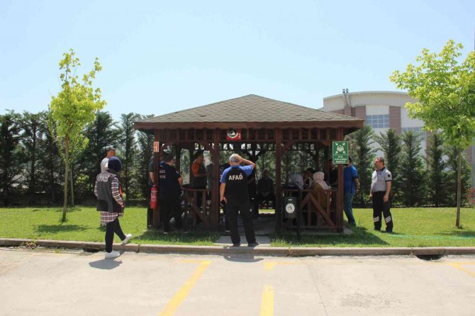 Acil Durum Merkezinde Deprem Tatbikatı