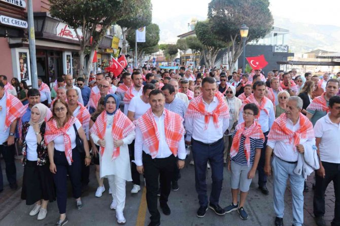 Alanya Turizm Ve Sanat Festivali Yörük Göçüyle Başladı