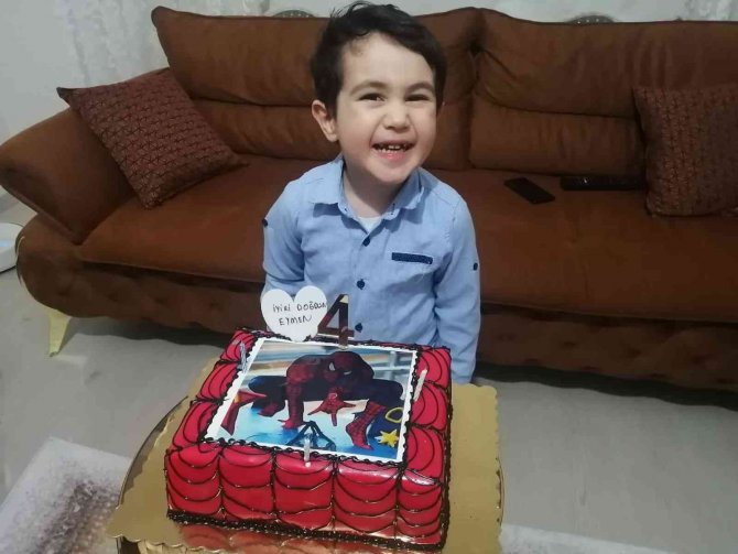 Bilecik’te 5’inci Kattan Düşen Çocuk Hayatını Kaybetti