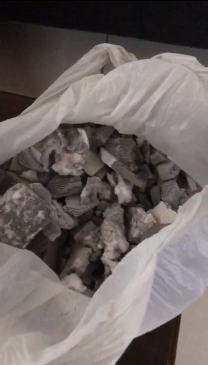 İ̇stanbul’da Akıl Almaz Hırsızlık: Kiralık Aracın Egzozundan Kristal Parça Çaldılar