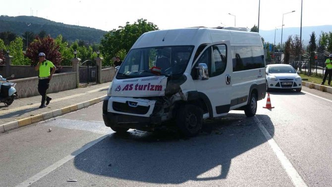 Tokat’ta Zincirleme Trafik Kazası: 6 Yaralı