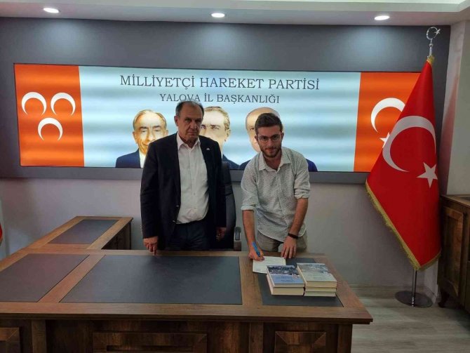 Chp Yalova İ̇l Başkan Yardımcılığı’ndan İstifa Edip Mhp’ye Katıldı