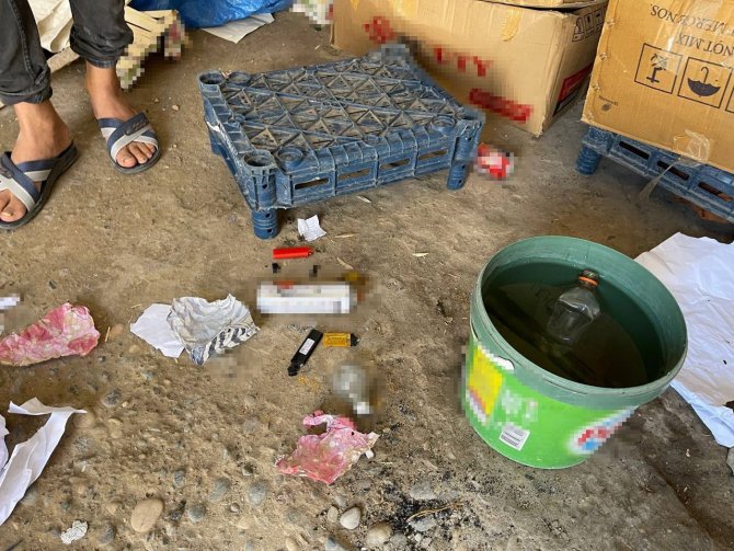 Uyuşturucu Batağındaki Evlatlarını Anlatırken Kendini Tokatladı