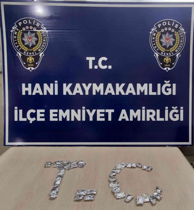 Hani İ̇lçe Emniyet Amirliği Uyuşturucu Tacirlerine Göz Açtırmıyor