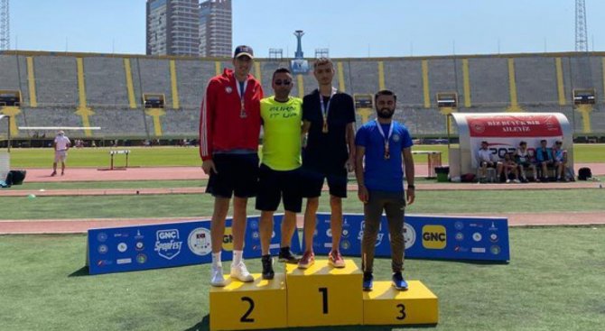 Dpü Sbf Öğrencileri Atletizm Dalında Türkiye Dördüncüsü