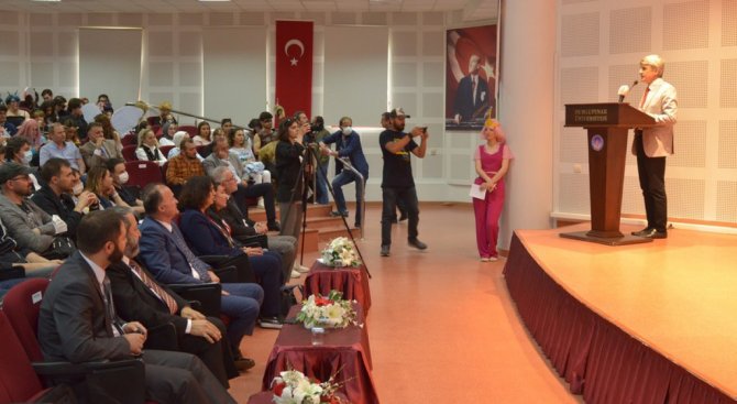 Rektör Kazım Uysal: "Dünyayı Sanatla Ve Sanatçıyla Değiştirebiliriz"