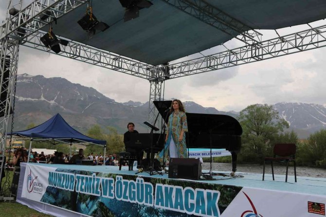 Dünyaca Ünlü Piyanist Fazıl Say, Tunceli’de Binlerce Kişiye Konser Verdi