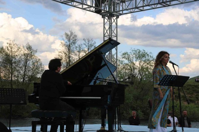 Dünyaca Ünlü Piyanist Fazıl Say, Tunceli’de Binlerce Kişiye Konser Verdi