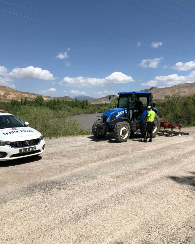 Kemah’ta Asayiş Ve Trafik Denetimi