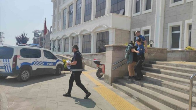 Gemlik’te Telefon İçin Kurulan Saadet Zincirinde 3 Milyonluk Vurgun