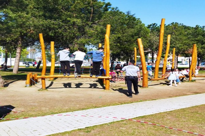 Zeytinburnu’nda Parklarda 7 Gün 24 Saat Huzur Denetimi