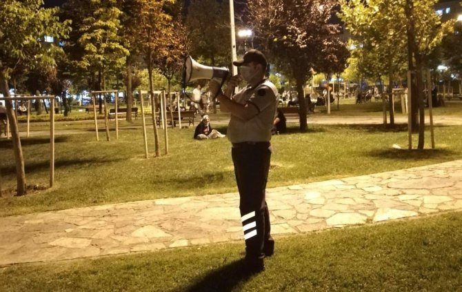 Zeytinburnu’nda Parklarda 7 Gün 24 Saat Huzur Denetimi