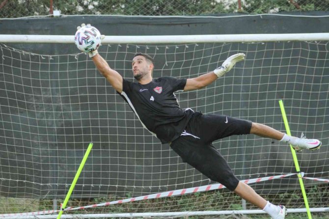 Hatayspor’da Kaleci Munir İle Yollar Ayrıldı