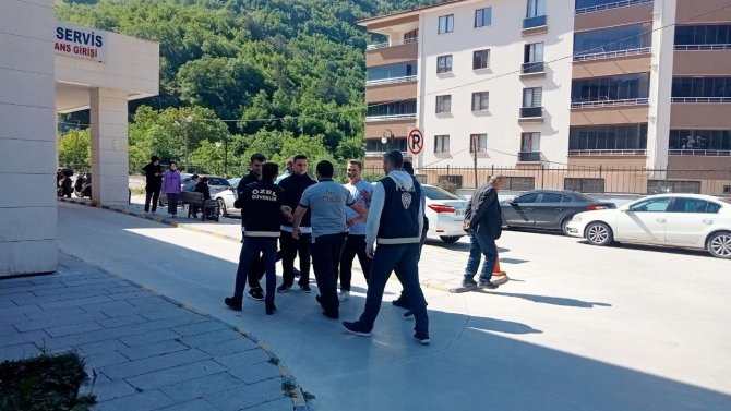 Hastanede Gerçeği Aratmayan Deprem Tatbikatı