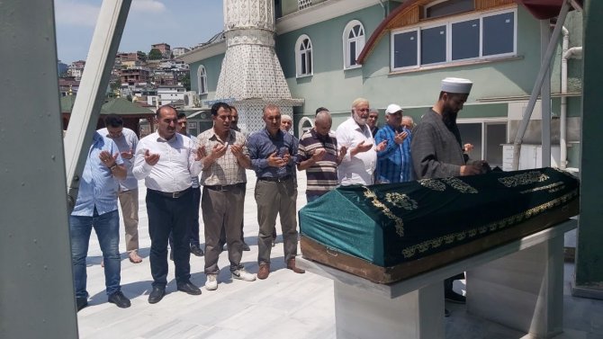 Ormanda Cansız Bedeni Bulunan Çocuk Son Yolculuğuna Uğurlandı