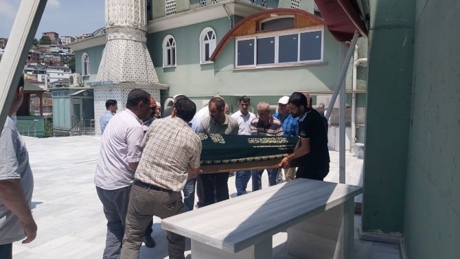 Ormanda Cansız Bedeni Bulunan Çocuk Son Yolculuğuna Uğurlandı