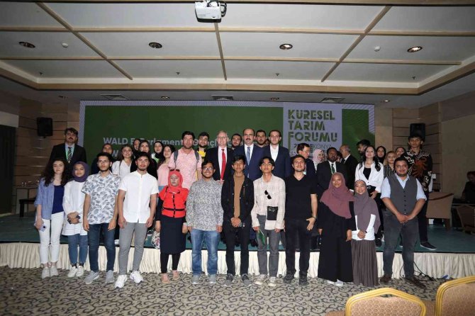 E-parlemento Gençlik Oturumu’nda İ̇klim Değişikliği Konuşuldu