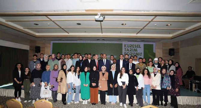 E-parlemento Gençlik Oturumu’nda İ̇klim Değişikliği Konuşuldu