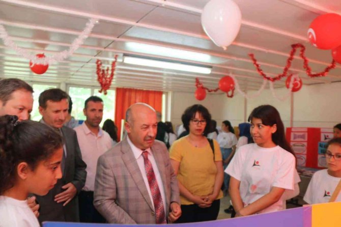 Kütahya Saka Ortaokulunda Bilim Fuarı