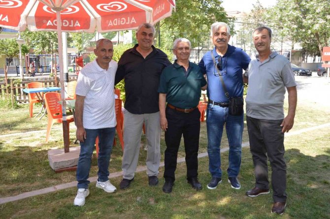 Liseli Arkadaşlar 40 Yıl Sonra Buluştu