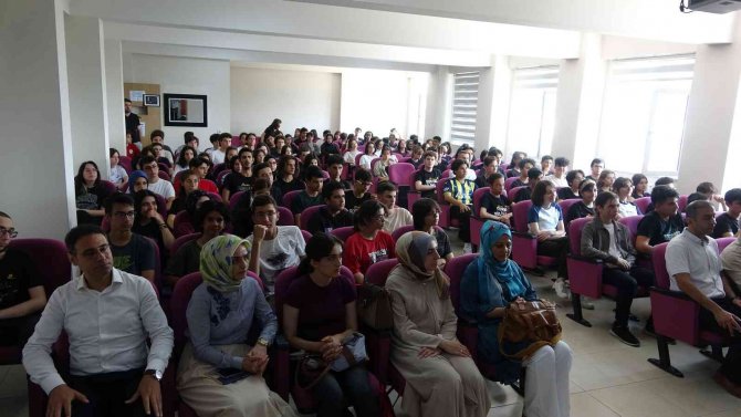 Profesör Dr. Fuat Sezgin, Bursa’da 4 Lisede Anıldı