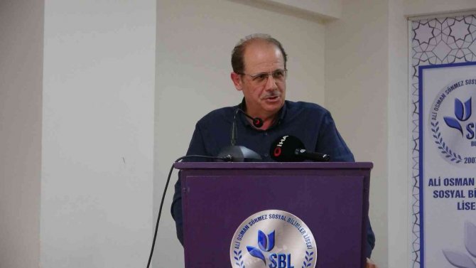 Profesör Dr. Fuat Sezgin, Bursa’da 4 Lisede Anıldı