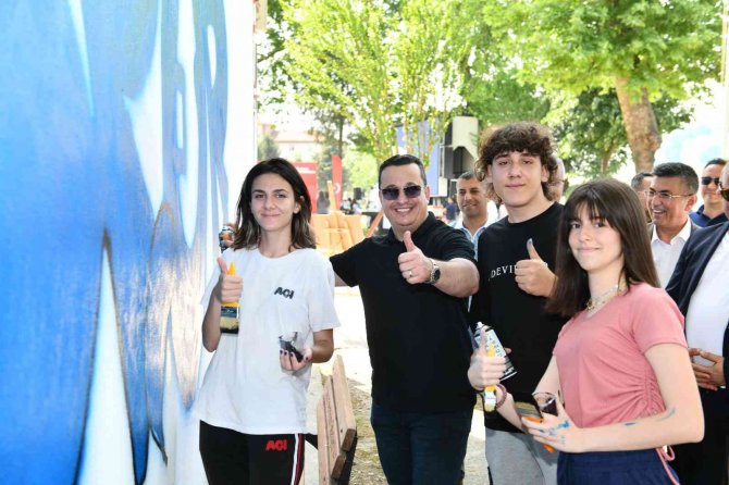 Mustafakemalpaşa’da Gençlik Festivali Coşkusu