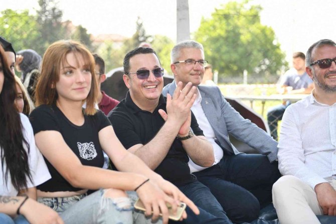 Mustafakemalpaşa’da Gençlik Festivali Coşkusu
