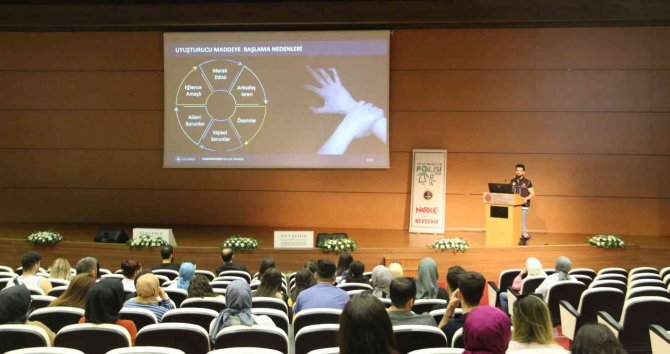 Nevü’de ‘Geleceğini Uyuşturma’ Semineri Düzenlendi