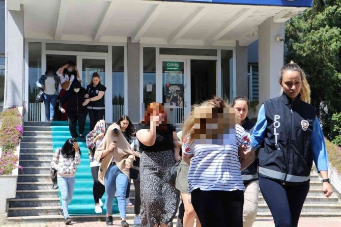 Tekirdağ Ve İ̇stanbul’da Eş Zamanlı Fuhuş Operasyonunda 6 Kişi Tutuklandı