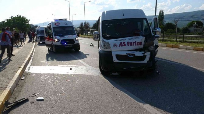 Tokat’ta Zincirleme Trafik Kazası: 6 Yaralı