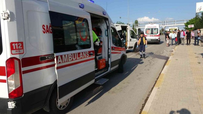 Tokat’ta Zincirleme Trafik Kazası: 6 Yaralı