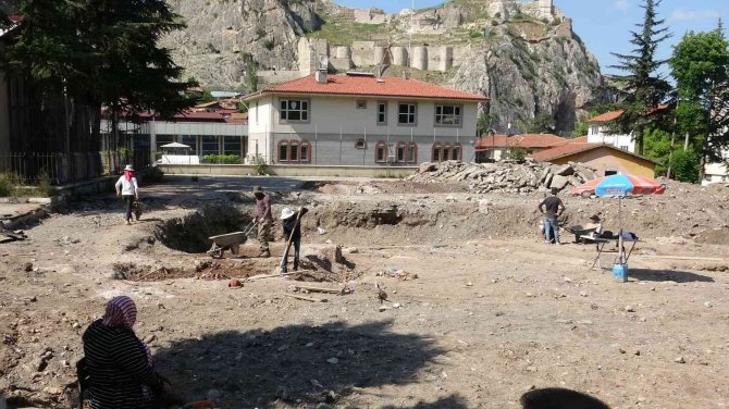 Sır Gibi Kazı Çalışması