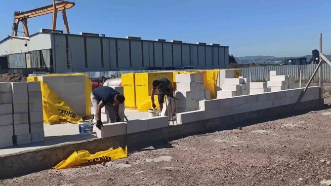 Yalova’da Atık Yemekler Sokak Hayvanlarına Mama, Çiftçiler De Gübre Olacak