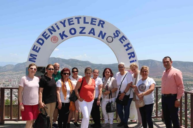 "Türkiye’nin Toskanası" Diyorlar... Kozan’a Ziyaretçi Akını