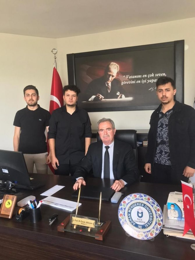 Dekan Akkoyun, Öğrencilerle Değerlendirmelerde Bulundu