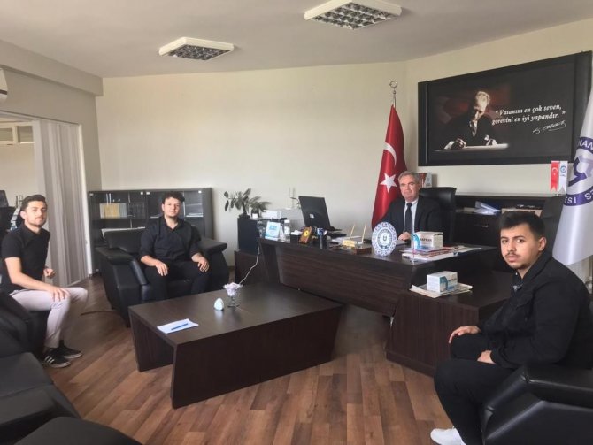 Dekan Akkoyun, Öğrencilerle Değerlendirmelerde Bulundu